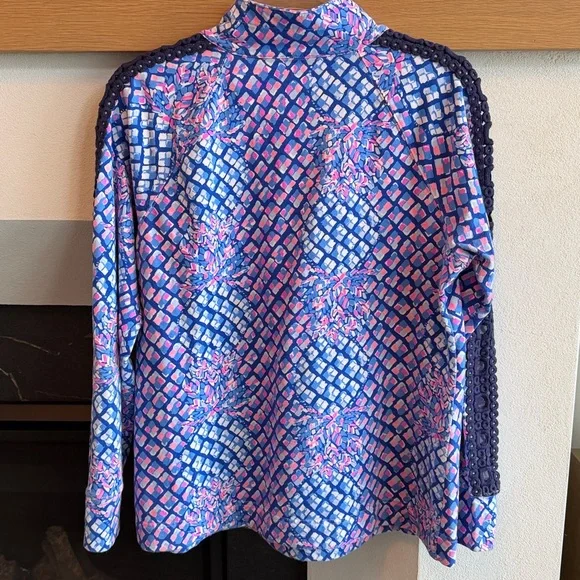 Lilly Pulitzer Skipper Popover Top - Picture 7 of 9